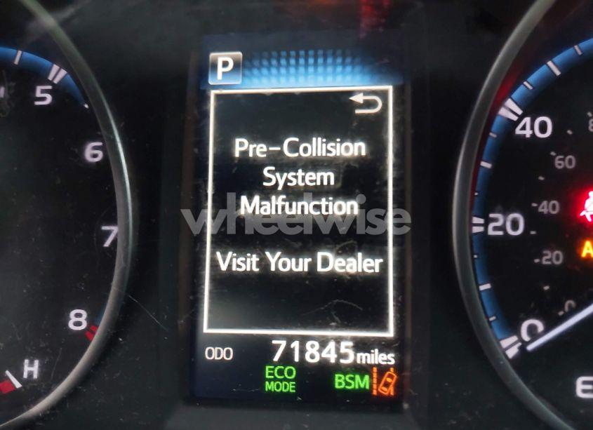 Photo 15 of 2018 Toyota Rav4 XLE (VIN 2T3RFREV3JW781687)