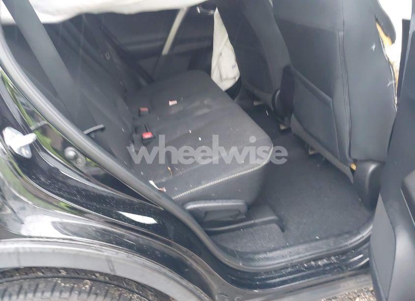 Photo 8 of 2018 Toyota Rav4 XLE (VIN 2T3RFREV3JW781687)