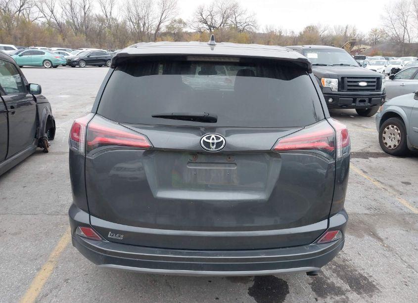 Photo 16 of 2018 Toyota Rav4 XLE (VIN 2T3RFREV3JW799798)