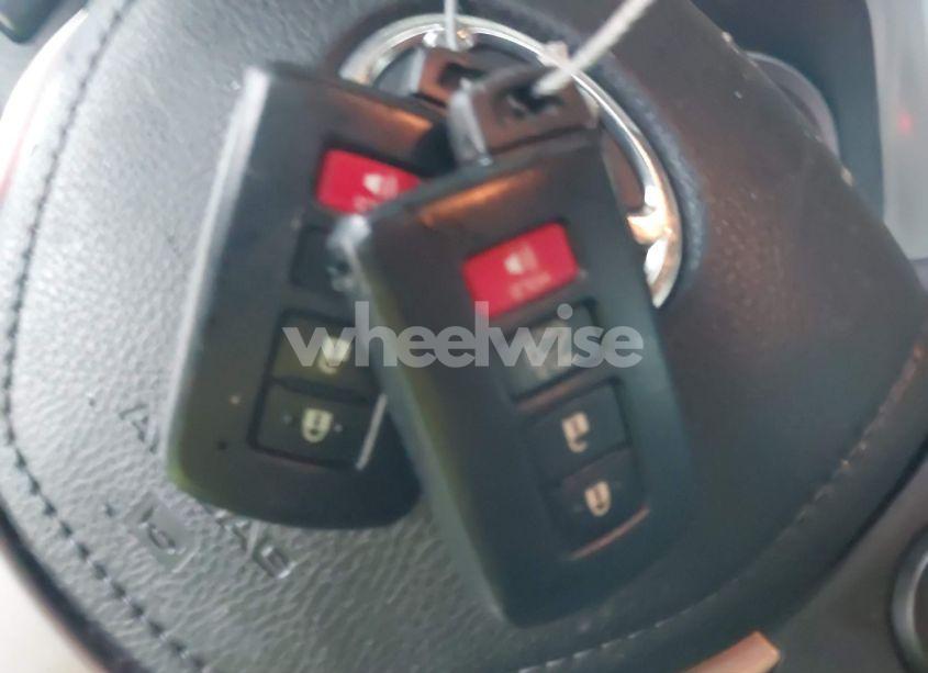 Photo 11 of 2018 Toyota Rav4 ADVENTURE/XLE (VIN 2T3RFREV3JW848806)