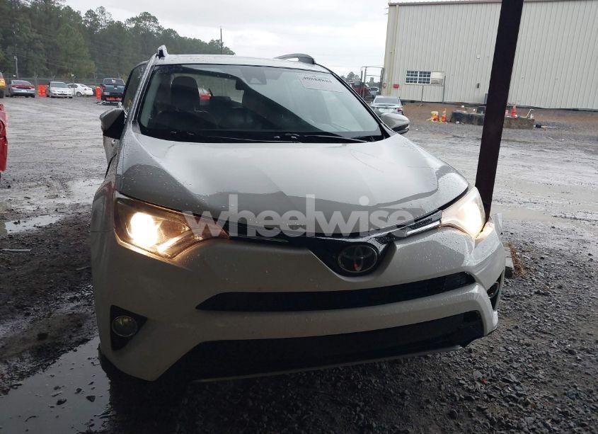 Photo 13 of 2018 Toyota Rav4 ADVENTURE/XLE (VIN 2T3RFREV3JW848806)