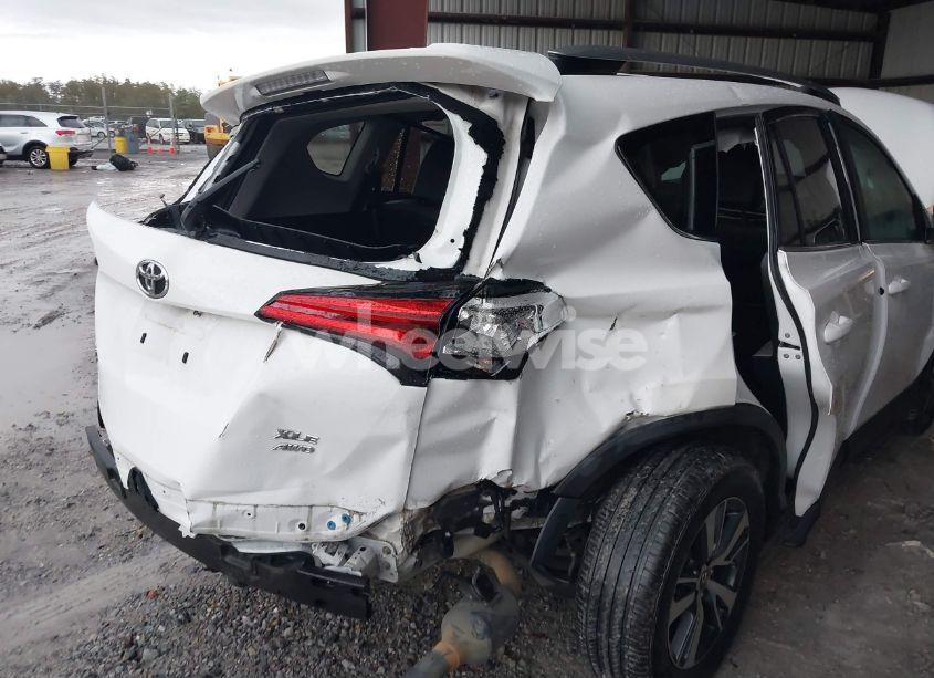 Photo 6 of 2018 Toyota Rav4 ADVENTURE/XLE (VIN 2T3RFREV3JW848806)