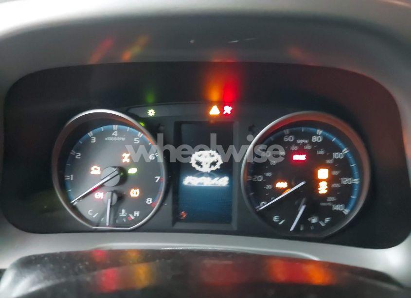 Photo 7 of 2018 Toyota Rav4 ADVENTURE/XLE (VIN 2T3RFREV3JW848806)