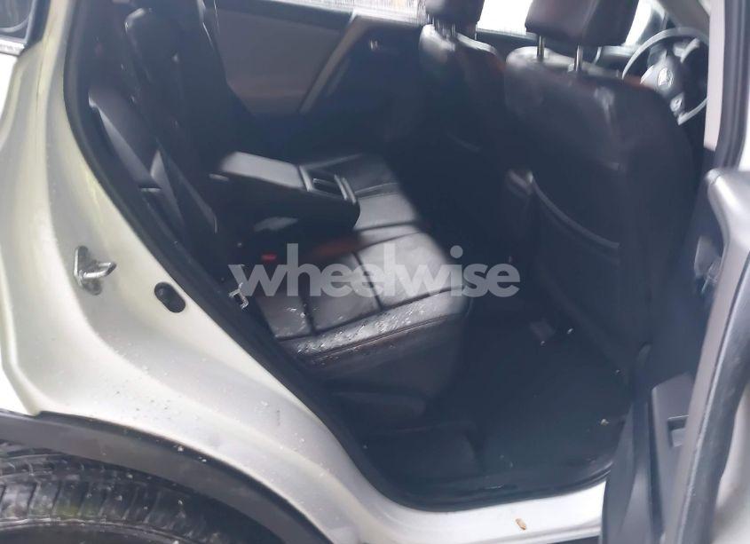 Photo 8 of 2018 Toyota Rav4 ADVENTURE/XLE (VIN 2T3RFREV3JW848806)