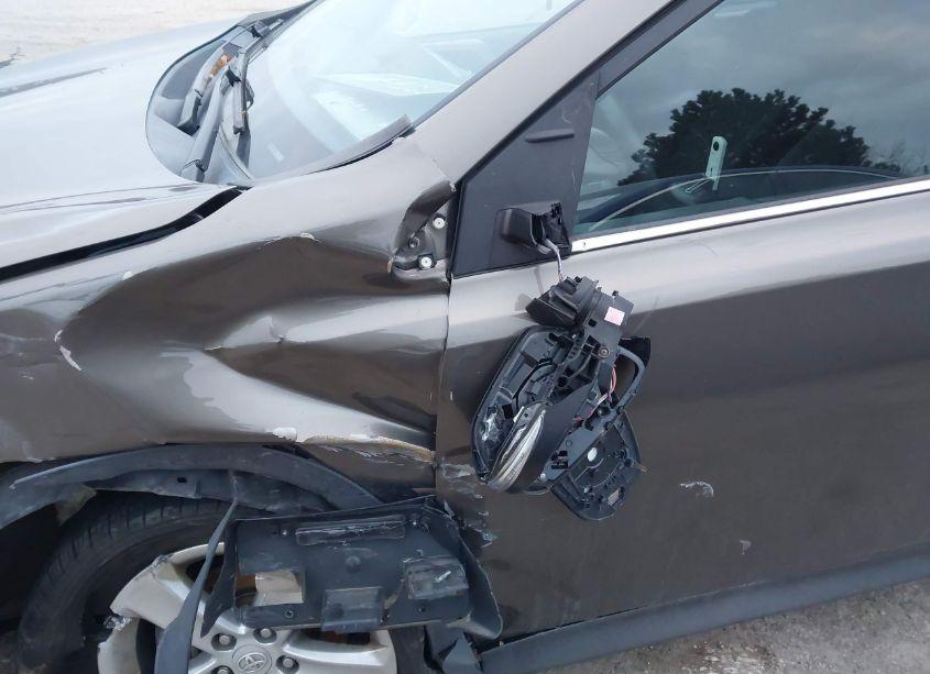 Photo 17 of 2013 Toyota Rav4 XLE (VIN 2T3RFREV4DW031896)