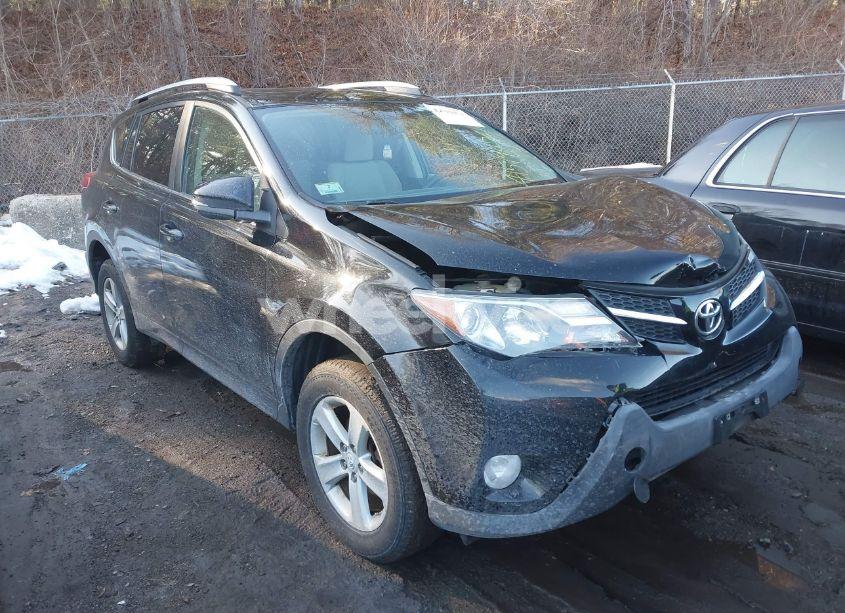 2013 Toyota Rav4 XLE (VIN 2T3RFREV4DW090348) main photo