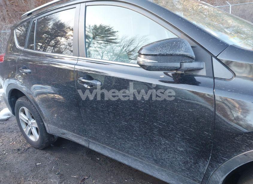 Photo 13 of 2013 Toyota Rav4 XLE (VIN 2T3RFREV4DW090348)