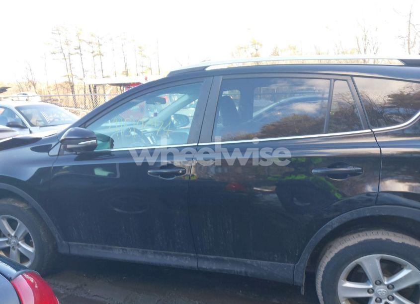 Photo 14 of 2013 Toyota Rav4 XLE (VIN 2T3RFREV4DW090348)