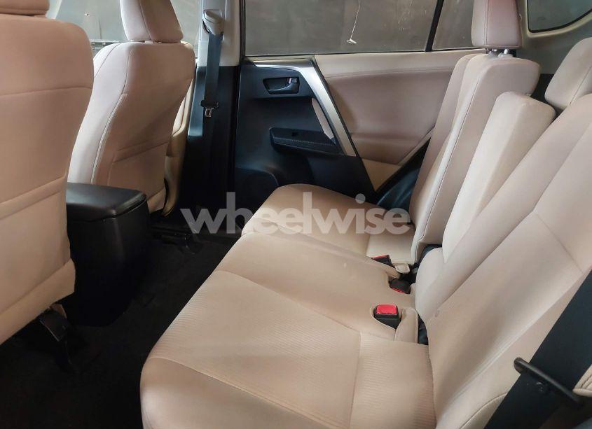 Photo 8 of 2013 Toyota Rav4 XLE (VIN 2T3RFREV4DW110355)