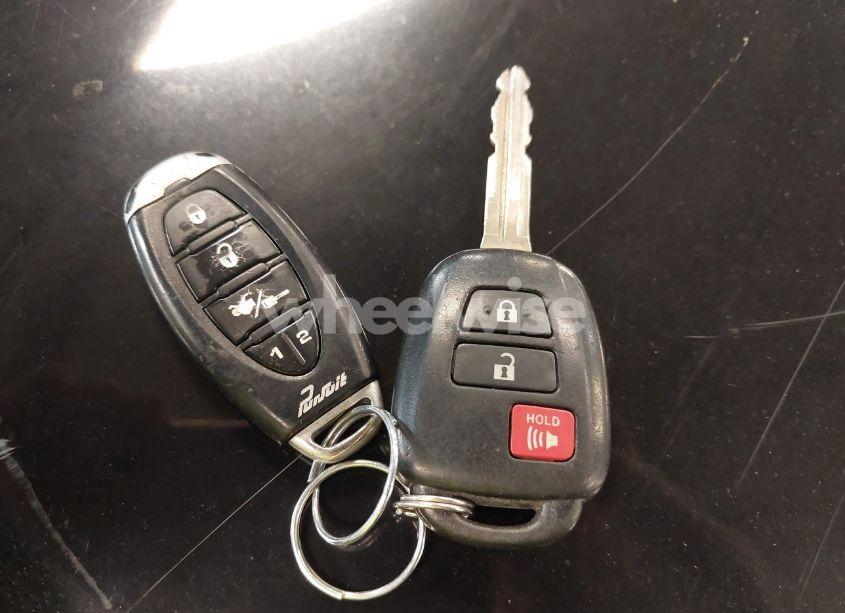 Photo 11 of 2014 Toyota Rav4 XLE (VIN 2T3RFREV4EW127321)