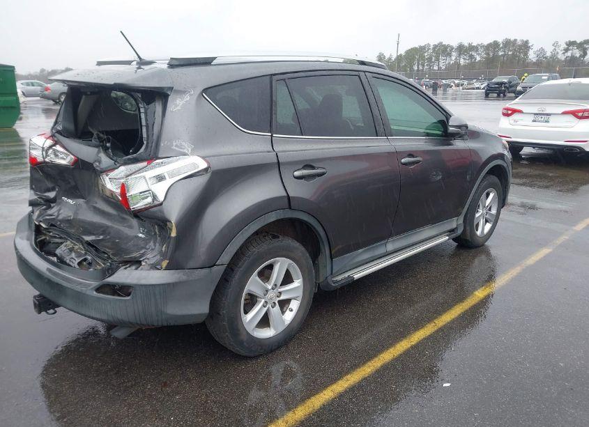 Photo 4 of 2014 Toyota Rav4 XLE (VIN 2T3RFREV4EW188202)