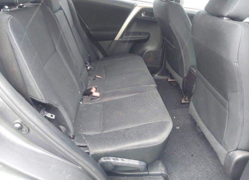 Photo 8 of 2014 Toyota Rav4 XLE (VIN 2T3RFREV4EW188202)