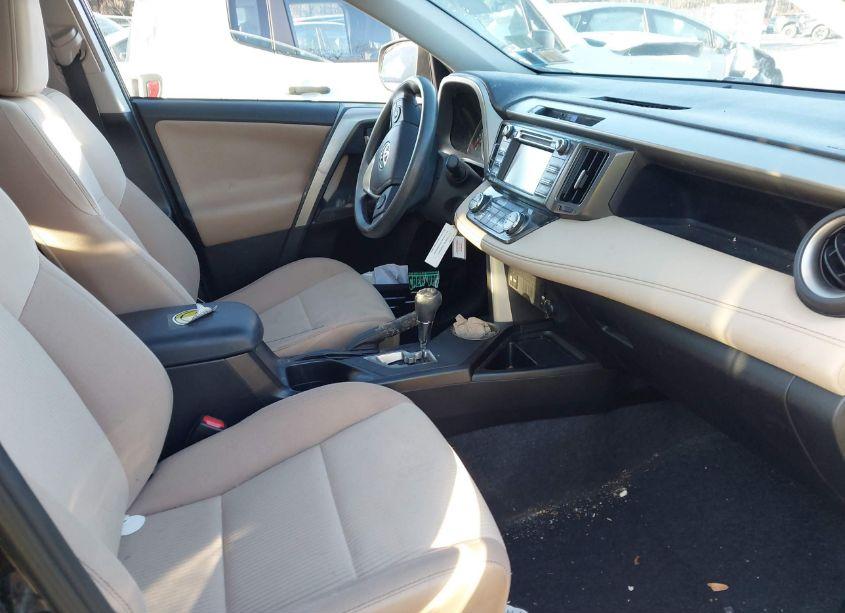 Photo 5 of 2015 Toyota Rav4 XLE (VIN 2T3RFREV4FW402090)