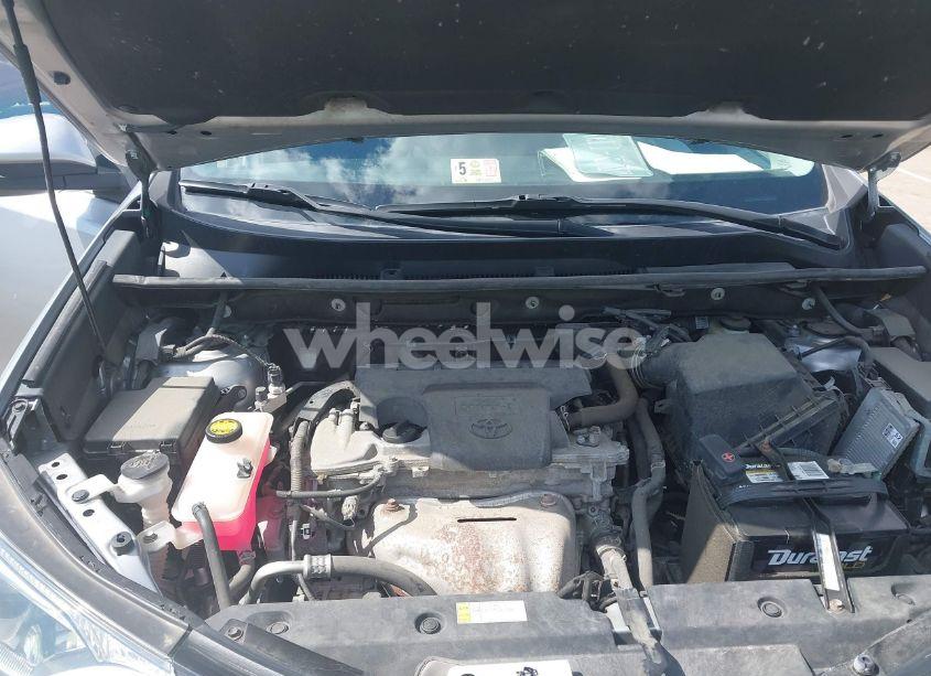 Photo 10 of 2016 Toyota Rav4 XLE (VIN 2T3RFREV4GW426729)