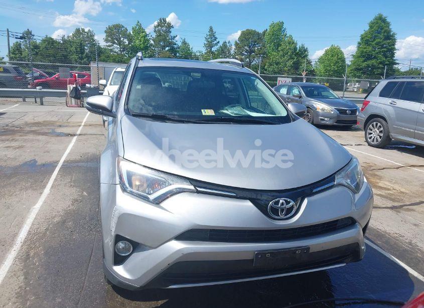 Photo 12 of 2016 Toyota Rav4 XLE (VIN 2T3RFREV4GW426729)