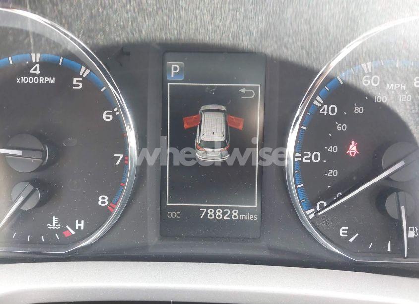 Photo 15 of 2016 Toyota Rav4 XLE (VIN 2T3RFREV4GW426729)