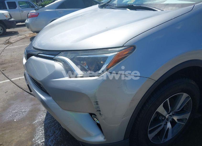 Photo 19 of 2016 Toyota Rav4 XLE (VIN 2T3RFREV4GW426729)