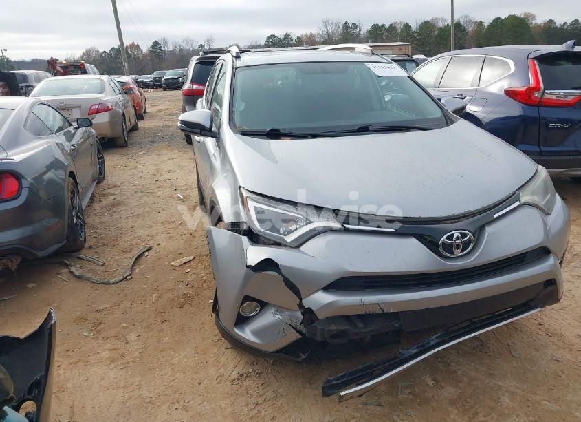 2016 Toyota Rav4 XLE (VIN 2T3RFREV4GW431980) main photo