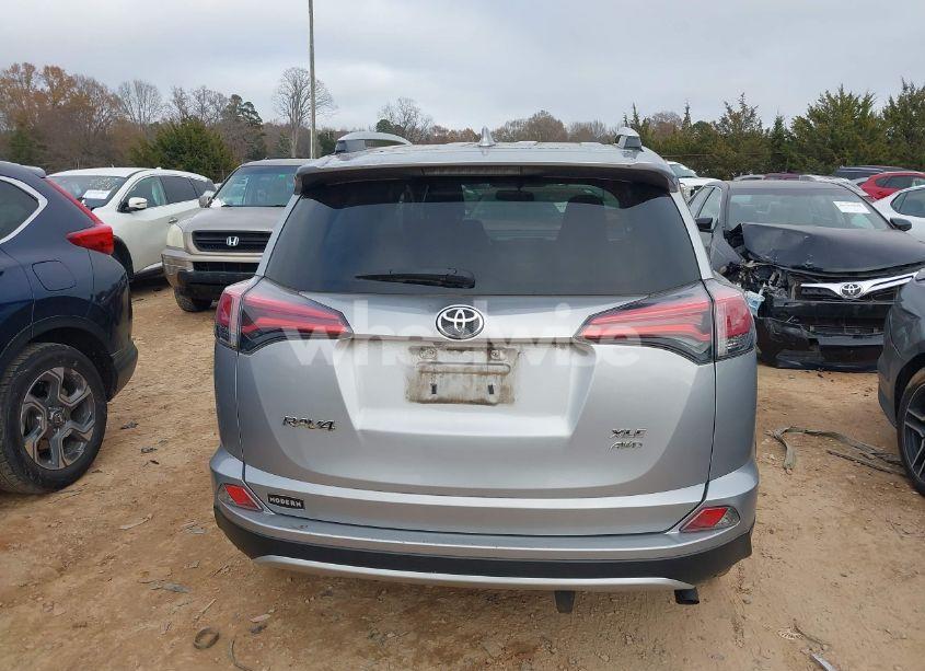 Photo 16 of 2016 Toyota Rav4 XLE (VIN 2T3RFREV4GW431980)