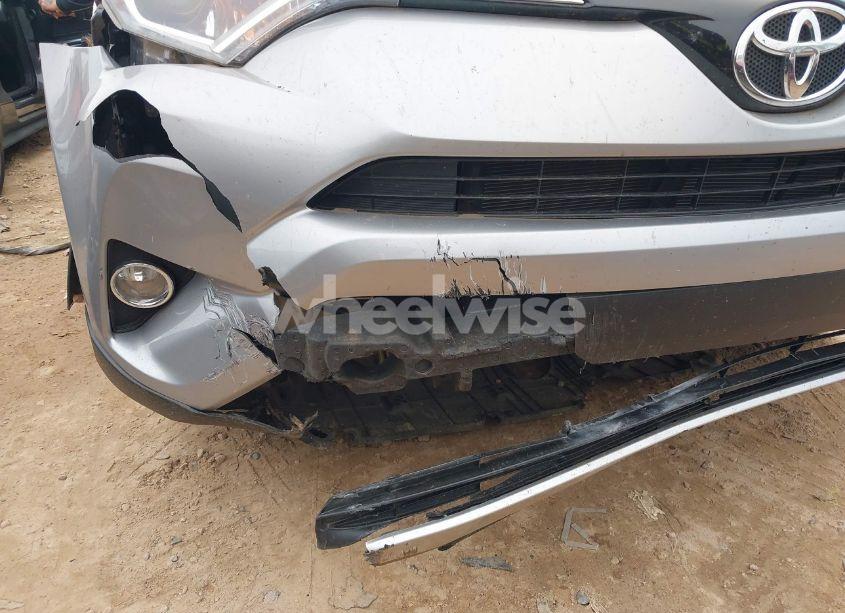 Photo 19 of 2016 Toyota Rav4 XLE (VIN 2T3RFREV4GW431980)