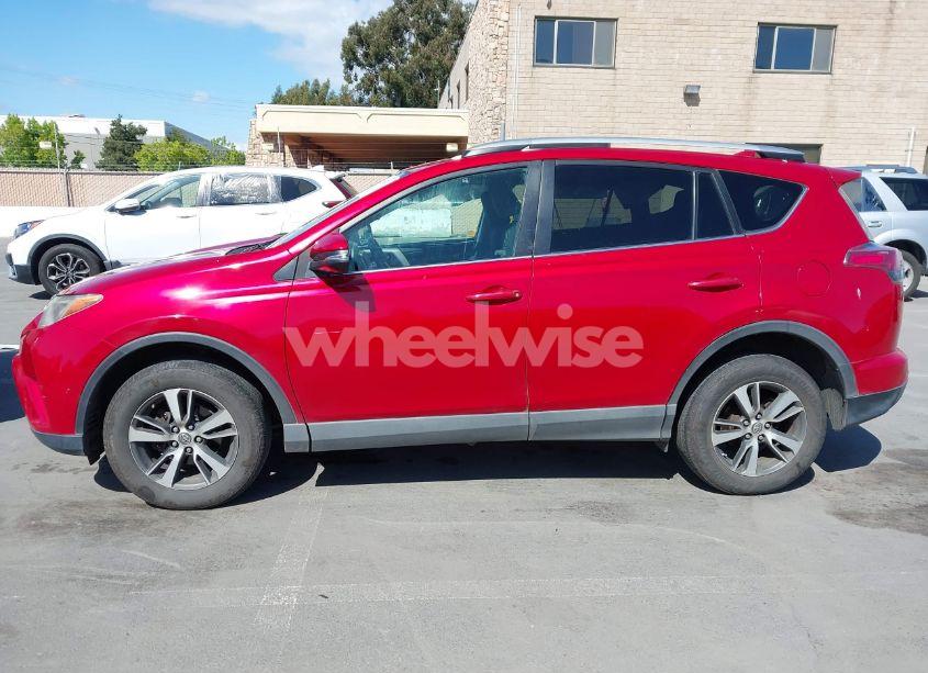 Photo 14 of 2016 Toyota Rav4 XLE (VIN 2T3RFREV4GW445684)