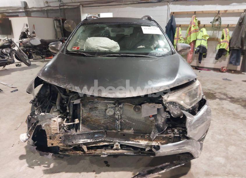 Photo 12 of 2016 Toyota Rav4 XLE (VIN 2T3RFREV4GW459326)