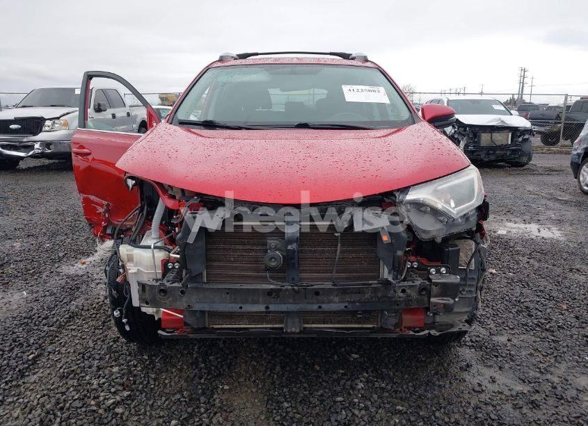 Photo 13 of 2016 Toyota Rav4 XLE (VIN 2T3RFREV4GW464817)