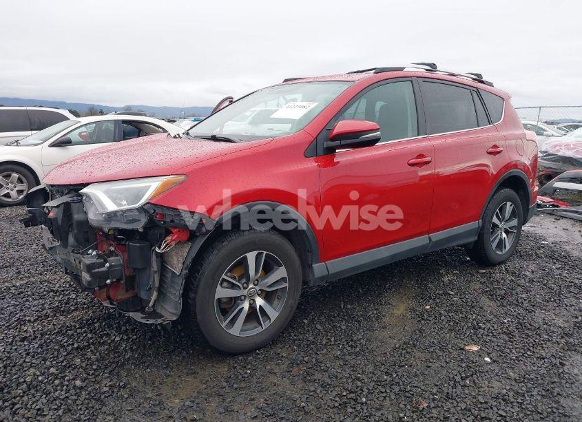 Photo 2 of 2016 Toyota Rav4 XLE (VIN 2T3RFREV4GW464817)