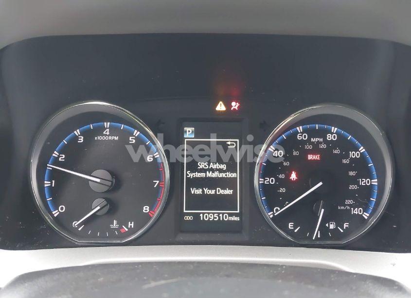 Photo 7 of 2016 Toyota Rav4 XLE (VIN 2T3RFREV4GW464817)