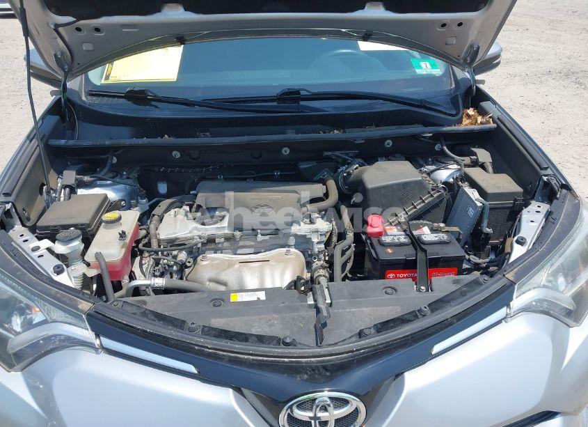 Photo 10 of 2016 Toyota Rav4 XLE (VIN 2T3RFREV4GW514258)