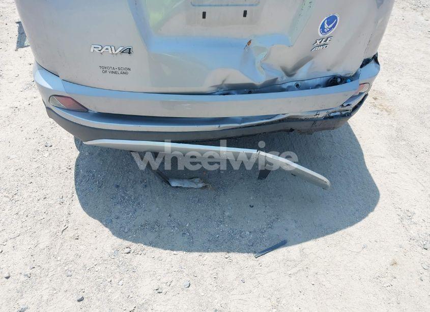 Photo 12 of 2016 Toyota Rav4 XLE (VIN 2T3RFREV4GW514258)
