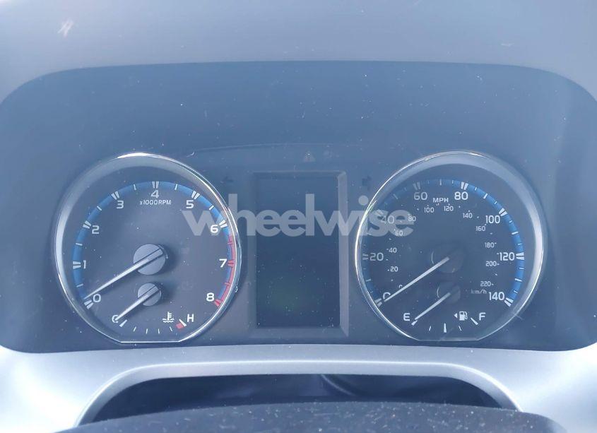 Photo 7 of 2016 Toyota Rav4 XLE (VIN 2T3RFREV4GW535935)