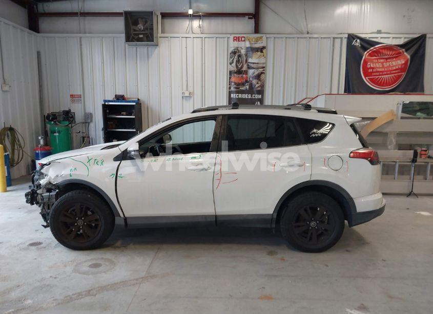 Photo 14 of 2017 Toyota Rav4 XLE (VIN 2T3RFREV4HW552574)