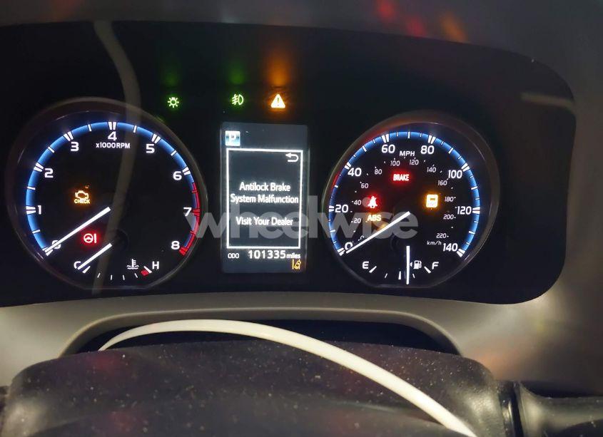 Photo 7 of 2017 Toyota Rav4 XLE (VIN 2T3RFREV4HW552574)