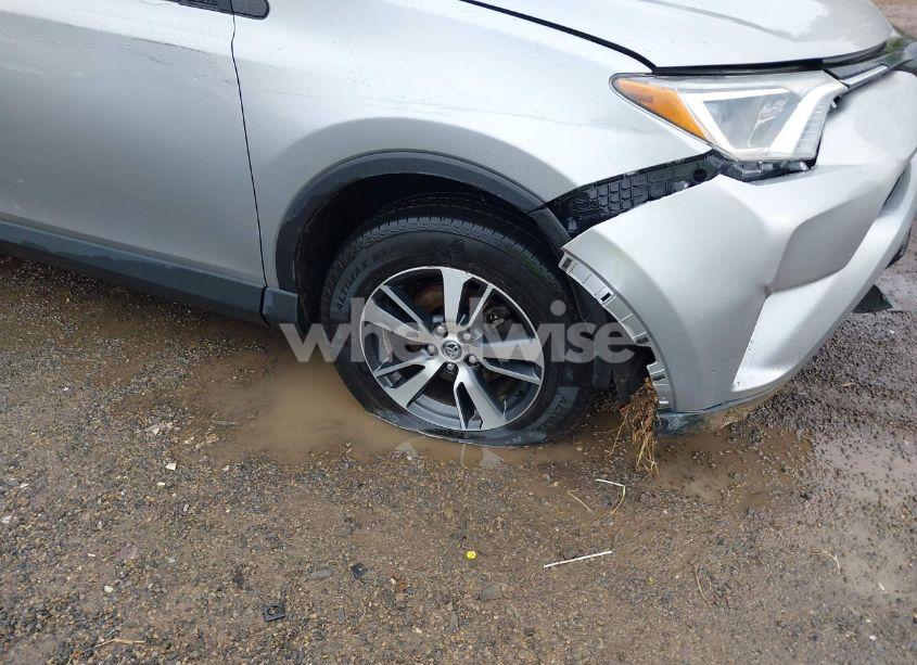 Photo 18 of 2017 Toyota Rav4 XLE (VIN 2T3RFREV4HW616631)