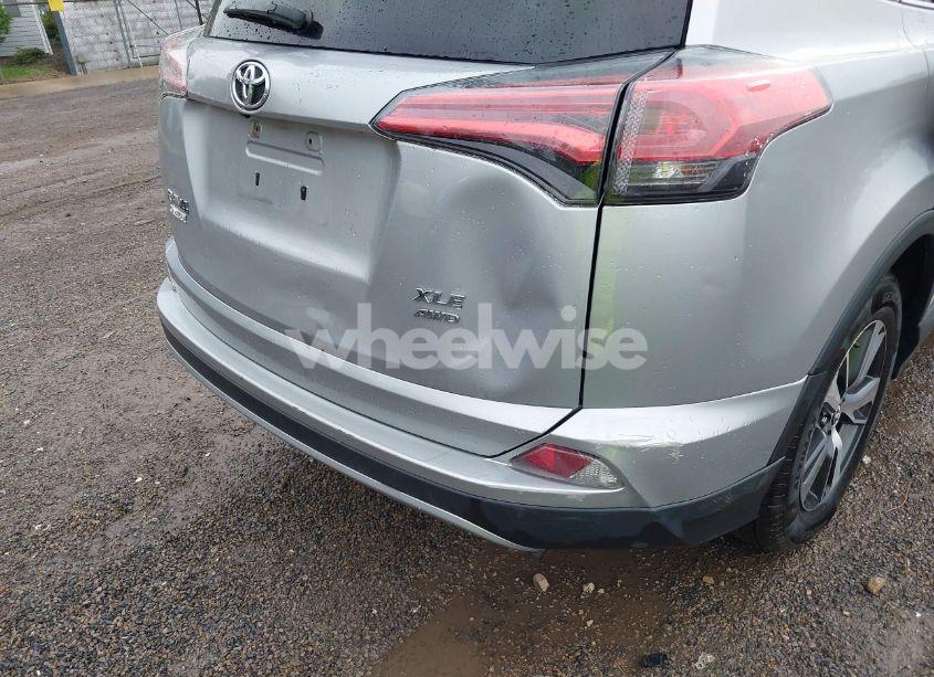 Photo 20 of 2017 Toyota Rav4 XLE (VIN 2T3RFREV4HW616631)