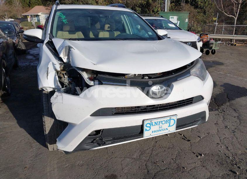 Photo 6 of 2017 Toyota Rav4 XLE (VIN 2T3RFREV4HW650729)