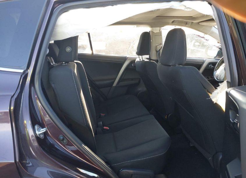 Photo 8 of 2017 Toyota Rav4 XLE (VIN 2T3RFREV4HW662279)