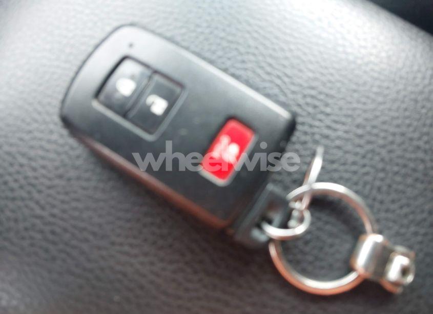 Photo 11 of 2017 Toyota Rav4 XLE (VIN 2T3RFREV4HW681723)