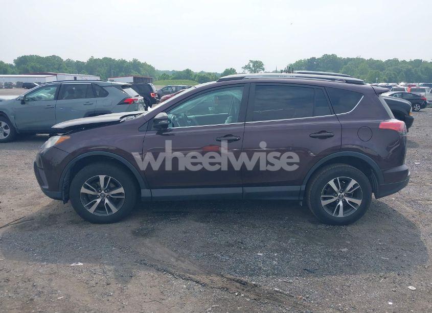 Photo 14 of 2017 Toyota Rav4 XLE (VIN 2T3RFREV4HW681723)