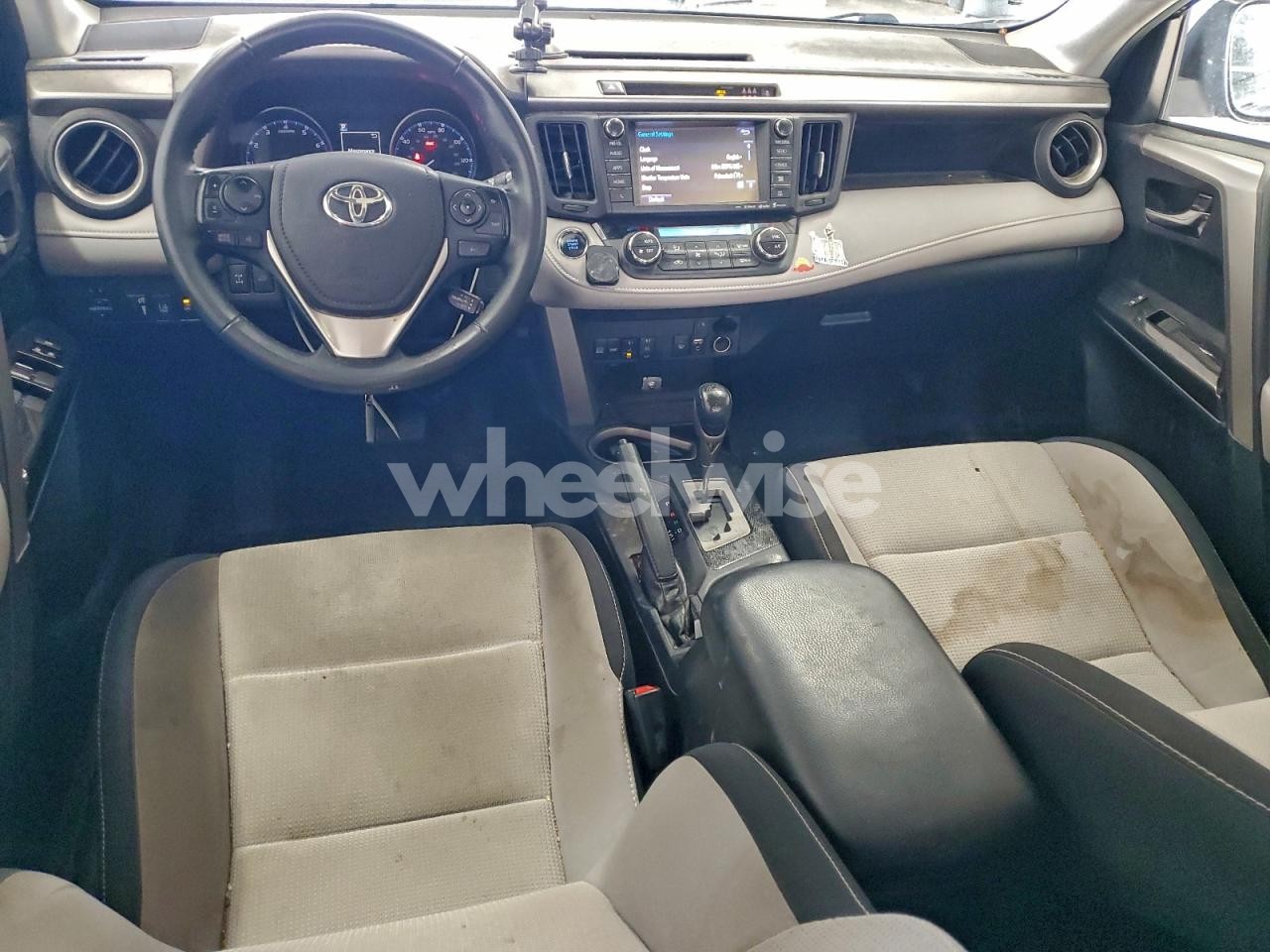 Photo 8 of 2018 TOYOTA RAV4 ADVENTURE (VIN 2T3RFREV4JW707064)