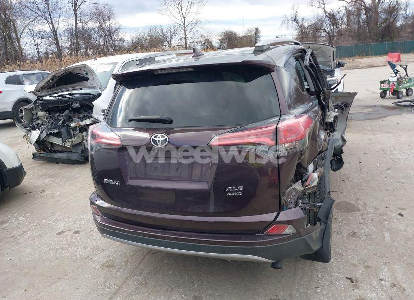 Photo 16 of 2018 Toyota Rav4 XLE (VIN 2T3RFREV4JW729145)