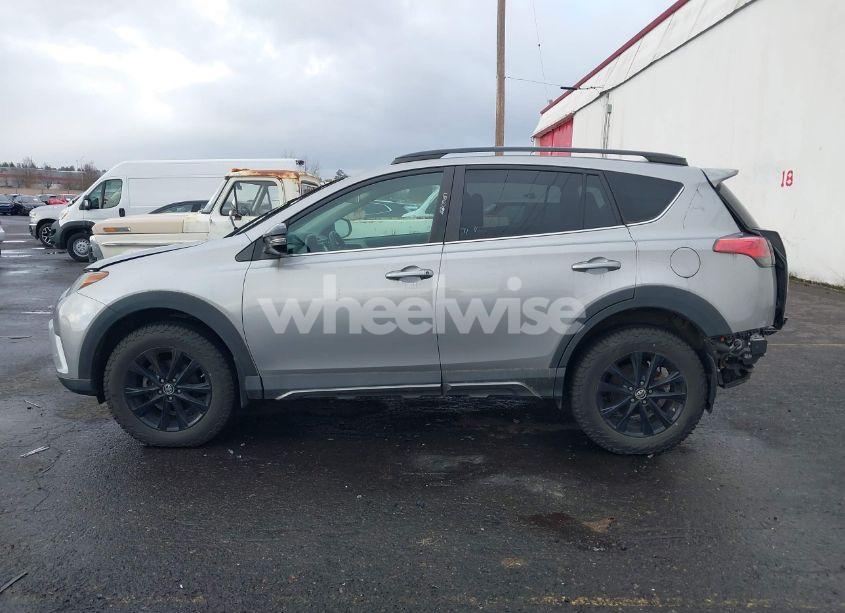 Photo 15 of 2018 Toyota Rav4 ADVENTURE (VIN 2T3RFREV4JW743076)