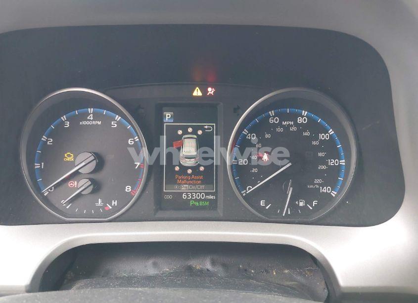 Photo 7 of 2018 Toyota Rav4 ADVENTURE (VIN 2T3RFREV4JW743076)