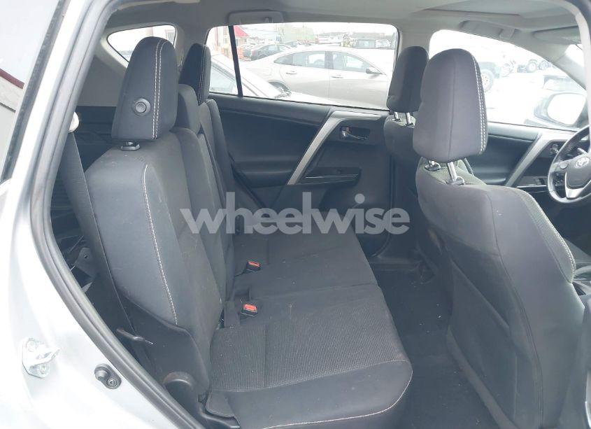 Photo 8 of 2018 Toyota Rav4 ADVENTURE (VIN 2T3RFREV4JW743076)