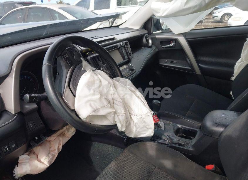 Photo 19 of 2018 Toyota Rav4 XLE (VIN 2T3RFREV4JW825406)