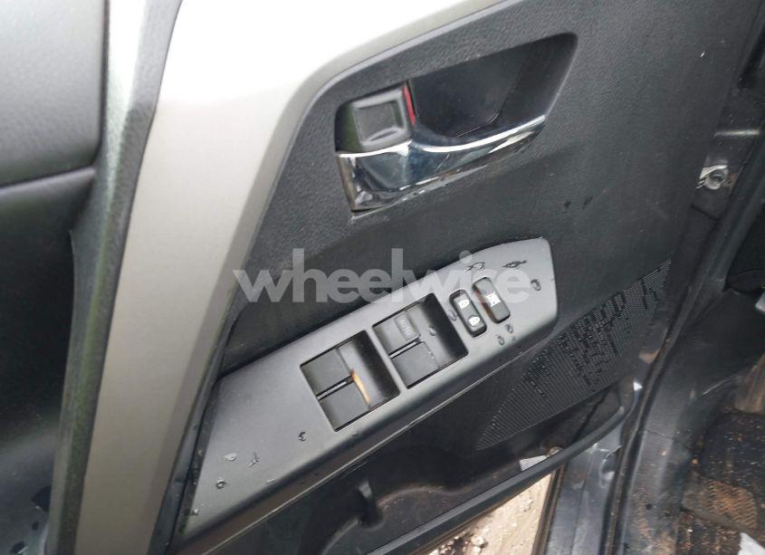 Photo 20 of 2018 Toyota Rav4 XLE (VIN 2T3RFREV4JW825406)