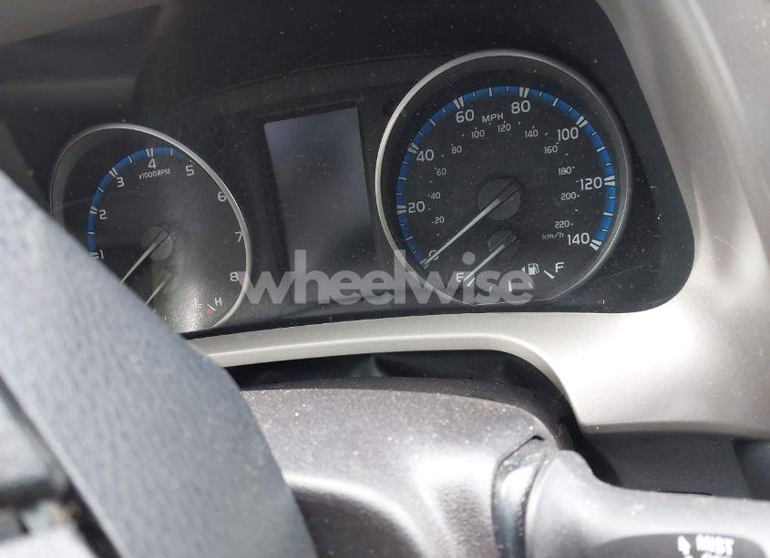 Photo 7 of 2018 Toyota Rav4 XLE (VIN 2T3RFREV4JW825406)