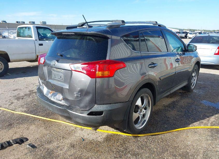 Photo 4 of 2013 Toyota Rav4 XLE (VIN 2T3RFREV5DW101244)