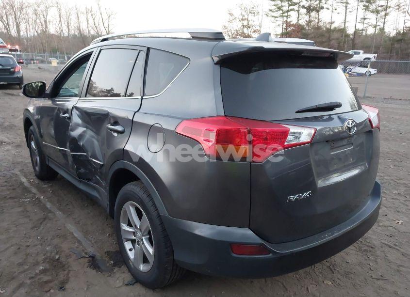 Photo 3 of 2014 Toyota Rav4 XLE (VIN 2T3RFREV5EW131684)